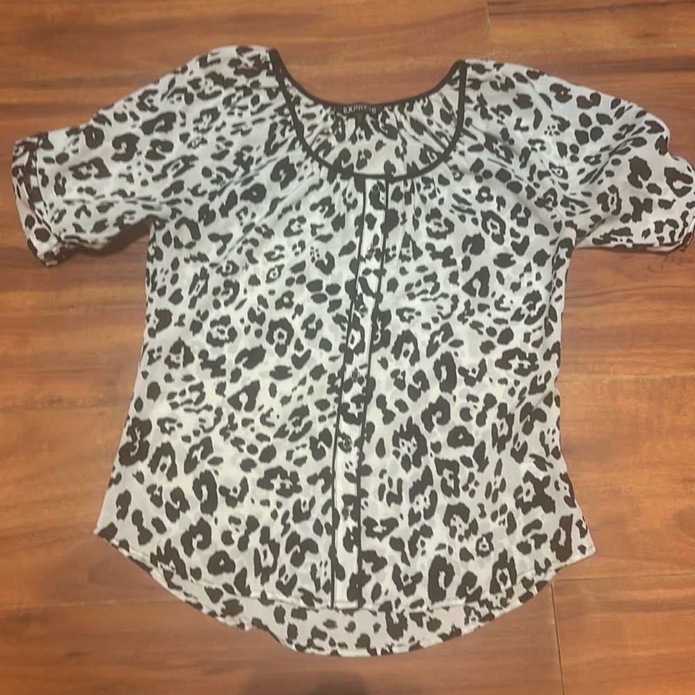Very nice zebra print shirt
